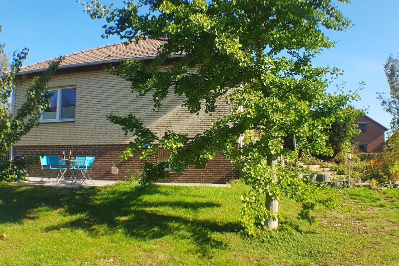 Moderne Kellerwohnung Fuer Handwerker Zwischen Braunschweig Und Wolfsburg, Mit Internet, Kueche, Parkplatz, 24H Check-In Schandelah Exteriér fotografie